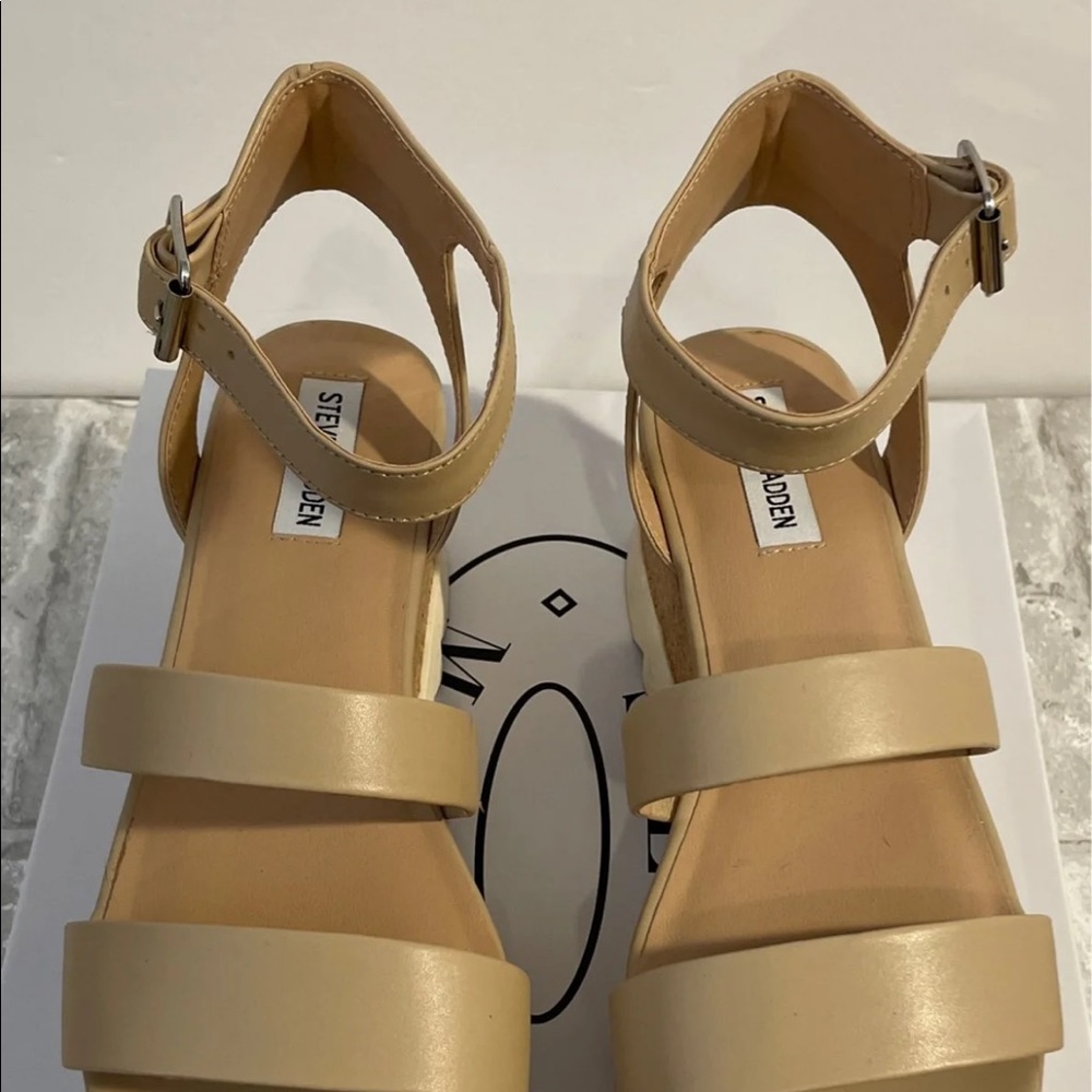 Steve Madden sandals